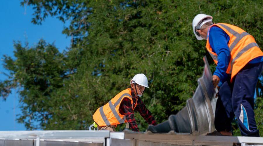 Roof repair in Hagerstown, IN